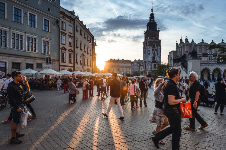 Туристическая страховка в Польшу